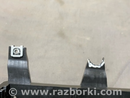 ФОТО Кронштейн для Audi (Ауди) A4 B8 - 8K2, 8K5 (08.2007-11.2015) Киев