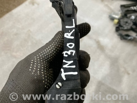 ФОТО Кронштейн ручки двери для Audi (Ауди) A3 8V1, 8VA, 8V7, 8VS (03.2012-...) Киев