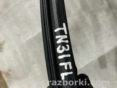 ФОТО Уплотнитель стекла двери для Audi (Ауди) A4 B8 - 8K2, 8K5 (08.2007-11.2015) Киев