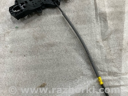 ФОТО Кронштейн ручки двери для Audi (Ауди) A4 B8 - 8K2, 8K5 (08.2007-11.2015) Киев