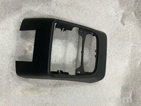 ФОТО Накладка центральной консоли для Audi (Ауди) A3 8V1, 8VA, 8V7, 8VS (03.2012-...) Киев