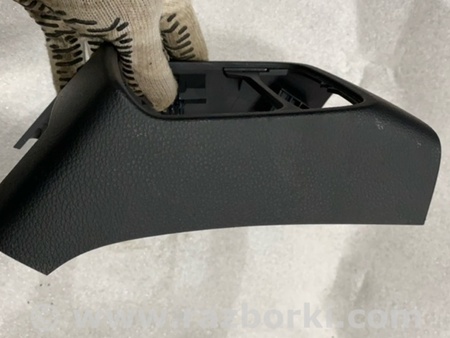 ФОТО Накладка центральной консоли для Audi (Ауди) A3 8V1, 8VA, 8V7, 8VS (03.2012-...) Киев