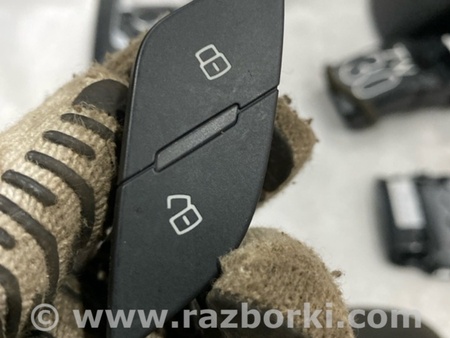 ФОТО Кнопка для Audi (Ауди) A3 8V1, 8VA, 8V7, 8VS (03.2012-...) Киев