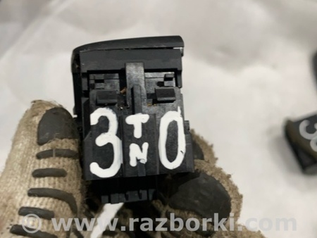 ФОТО Кнопка для Audi (Ауди) A3 8V1, 8VA, 8V7, 8VS (03.2012-...) Киев