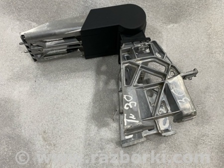 ФОТО Кронштейн для Audi (Ауди) A3 8V1, 8VA, 8V7, 8VS (03.2012-...) Киев