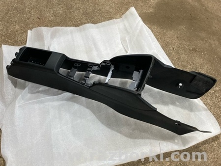 ФОТО Консоль центральная для Audi (Ауди) A3 8V1, 8VA, 8V7, 8VS (03.2012-...) Киев