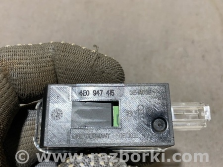 ФОТО Плафон подсветки салона для Audi (Ауди) A4 B8 - 8K2, 8K5 (08.2007-11.2015) Киев