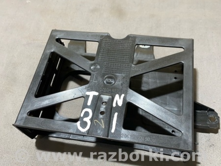 ФОТО Кронштейн для Audi (Ауди) A4 B8 - 8K2, 8K5 (08.2007-11.2015) Киев