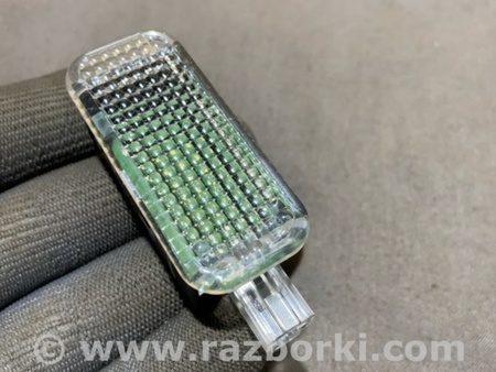 ФОТО Плафон подсветки салона для Audi (Ауди) A4 B8 - 8K2, 8K5 (08.2007-11.2015) Киев