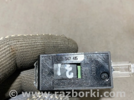 ФОТО Плафон подсветки салона для Audi (Ауди) A4 B8 - 8K2, 8K5 (08.2007-11.2015) Киев