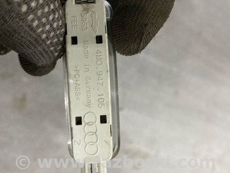 ФОТО Плафон подсветки салона для Audi (Ауди) A4 B8 - 8K2, 8K5 (08.2007-11.2015) Киев