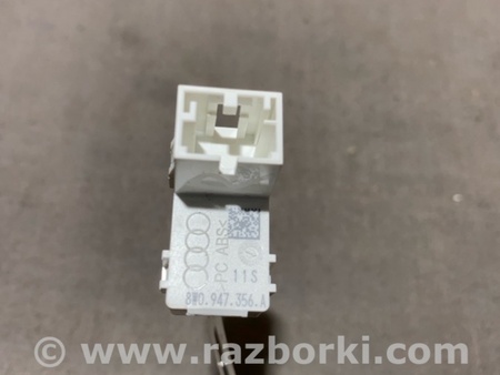 ФОТО Планка подсветки для Audi (Ауди) A4 B8 - 8K2, 8K5 (08.2007-11.2015) Киев