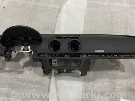 ФОТО Торпедо для Audi (Ауди) A3 8V1, 8VA, 8V7, 8VS (03.2012-...) Киев