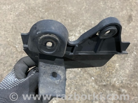 ФОТО Брызговик для Audi (Ауди) A3 8V1, 8VA, 8V7, 8VS (03.2012-...) Киев