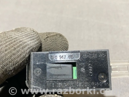ФОТО Плафон подсветки салона для Audi (Ауди) A4 B8 - 8K2, 8K5 (08.2007-11.2015) Киев