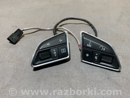 ФОТО Кнопки на руль для Audi (Ауди) A3 8V1, 8VA, 8V7, 8VS (03.2012-...) Киев