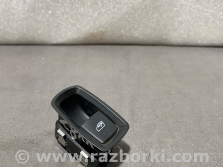 ФОТО Кнопка стеклоподъемника для Porsche Macan Киев