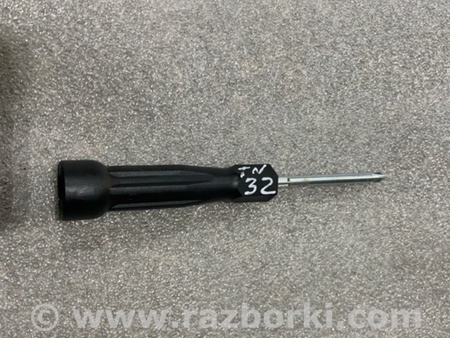 ФОТО Отвертка для Audi (Ауди) A4 B8 - 8K2, 8K5 (08.2007-11.2015) Киев