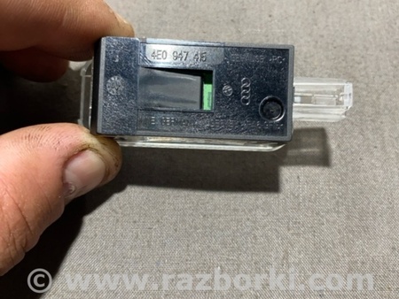 ФОТО Плафон подсветки салона для Audi (Ауди) A4 B8 - 8K2, 8K5 (08.2007-11.2015) Киев