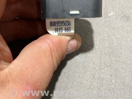 ФОТО Кнопка для Audi (Ауди) A3 8V1, 8VA, 8V7, 8VS (03.2012-...) Киев