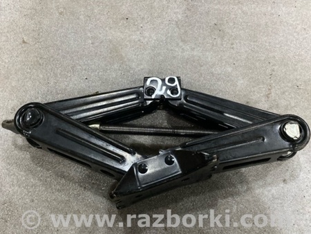 ФОТО Домкрат для Audi (Ауди) A4 B8 - 8K2, 8K5 (08.2007-11.2015) Киев