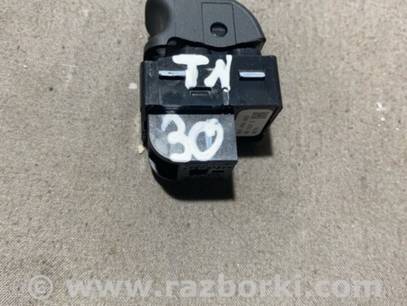 ФОТО Кнопка для Audi (Ауди) A3 8V1, 8VA, 8V7, 8VS (03.2012-...) Киев