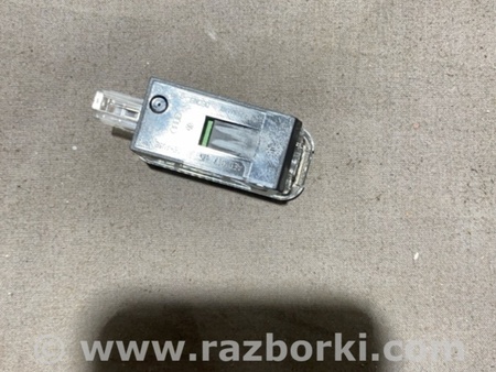 ФОТО Плафон подсветки салона для Audi (Ауди) A4 B8 - 8K2, 8K5 (08.2007-11.2015) Киев