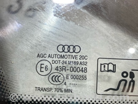 ФОТО Форточка кузова для Audi (Ауди) A3 8V1, 8VA, 8V7, 8VS (03.2012-...) Киев