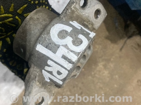 ФОТО Опора стойки для Audi (Ауди) A6 C7 (11.2010-10.2018) Киев