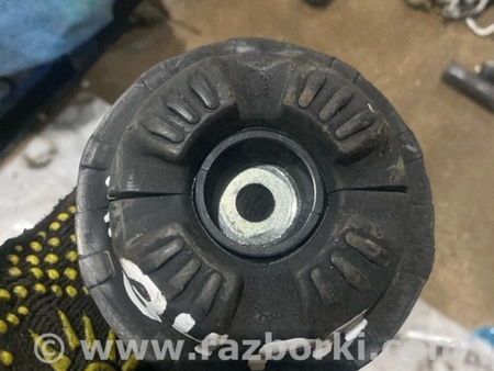 ФОТО Опора стойки для Audi (Ауди) A6 C7 (11.2010-10.2018) Киев