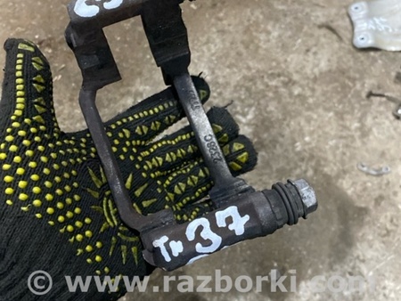 ФОТО Скоба суппорта для Audi (Ауди) A4 B8 - 8K2, 8K5 (08.2007-11.2015) Киев