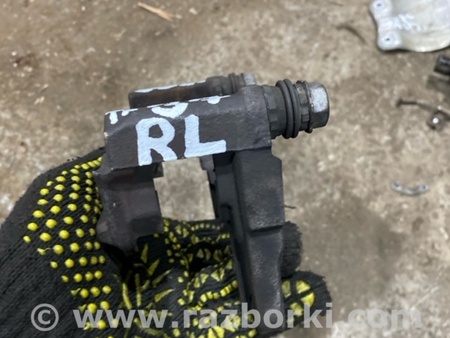 ФОТО Скоба суппорта для Audi (Ауди) A4 B8 - 8K2, 8K5 (08.2007-11.2015) Киев