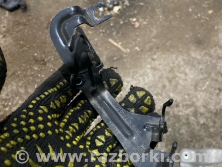 ФОТО Кронштейн для Audi (Ауди) A4 B8 - 8K2, 8K5 (08.2007-11.2015) Киев