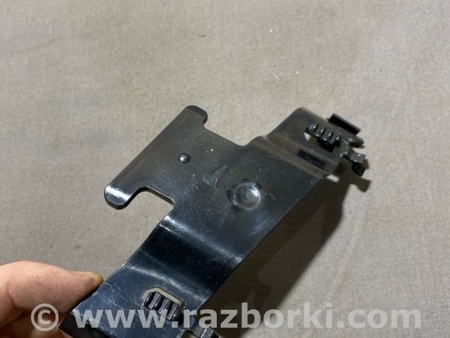 ФОТО Кронштейн для Audi (Ауди) A4 B8 - 8K2, 8K5 (08.2007-11.2015) Киев