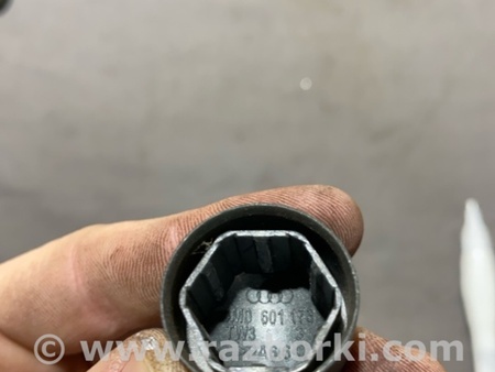 ФОТО Заглушка колесного диска для Audi (Ауди) A4 B8 - 8K2, 8K5 (08.2007-11.2015) Киев
