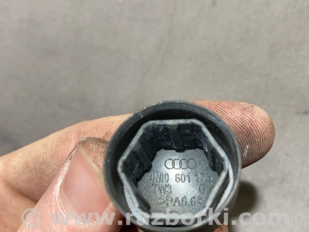 ФОТО Заглушка колесного диска для Audi (Ауди) A4 B8 - 8K2, 8K5 (08.2007-11.2015) Киев