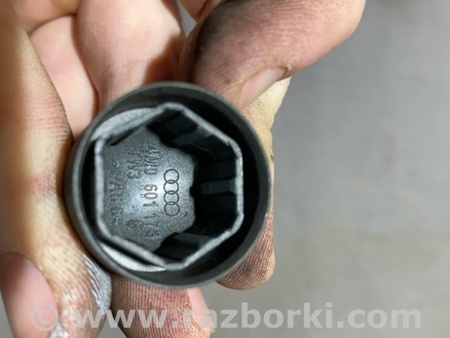ФОТО Заглушка колесного диска для Audi (Ауди) A4 B8 - 8K2, 8K5 (08.2007-11.2015) Киев