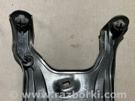 ФОТО Кронштейн для Audi (Ауди) A5 8T (03.2007-11.2016) Киев