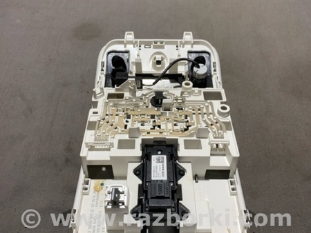 ФОТО Плафон подсветки салона для Audi (Ауди) A3 8V1, 8VA, 8V7, 8VS (03.2012-...) Киев