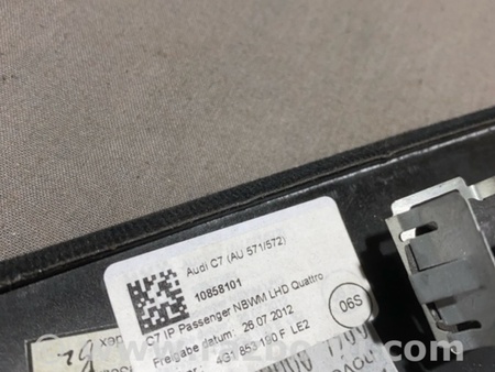 ФОТО Накладка на торпедо для Audi (Ауди) A6 C7 (11.2010-10.2018) Киев