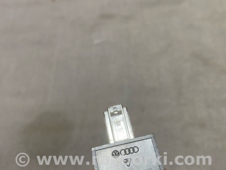 ФОТО Плафон подсветки салона для Audi (Ауди) A6 C7 (11.2010-10.2018) Киев