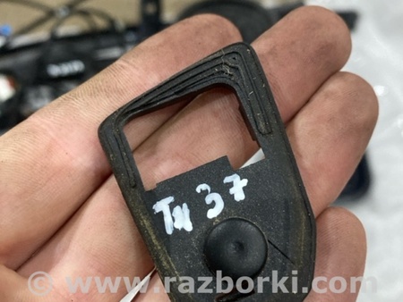 ФОТО Накладка наружной ручки двери для Audi (Ауди) A4 B8 - 8K2, 8K5 (08.2007-11.2015) Киев