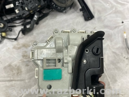 ФОТО Замок боковой двери для Audi (Ауди) A4 B8 - 8K2, 8K5 (08.2007-11.2015) Киев