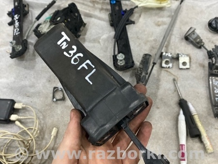 ФОТО Ограничитель двери для Audi (Ауди) A3 8V1, 8VA, 8V7, 8VS (03.2012-...) Киев