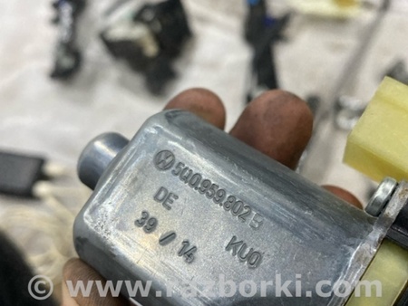 ФОТО Мотор стеклоподъемника для Audi (Ауди) A3 8V1, 8VA, 8V7, 8VS (03.2012-...) Киев