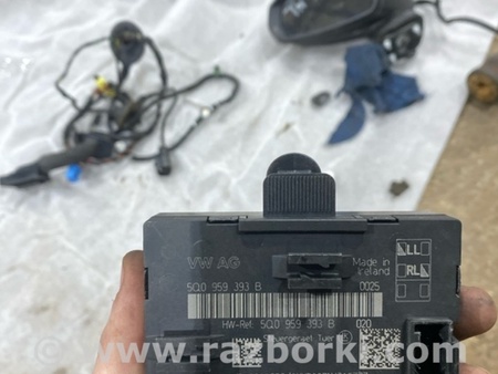 ФОТО Блок управления дверьми для Audi (Ауди) A3 8V1, 8VA, 8V7, 8VS (03.2012-...) Киев