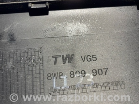 ФОТО Лючок топливного бака для Audi (Ауди) A5 8T (03.2007-11.2016) Киев