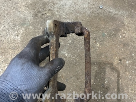 ФОТО Скоба суппорта для Audi (Ауди) A3 8V1, 8VA, 8V7, 8VS (03.2012-...) Киев