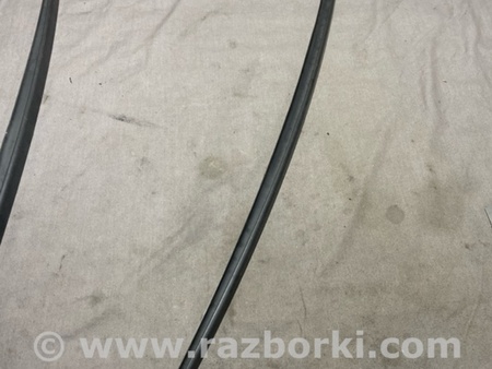 ФОТО Молдинг лобового стекла для Audi (Ауди) A4 B8 - 8K2, 8K5 (08.2007-11.2015) Киев
