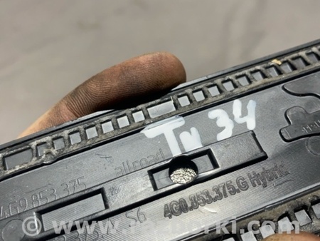 ФОТО Накладка на подножку для Audi (Ауди) A6 C7 (11.2010-10.2018) Киев